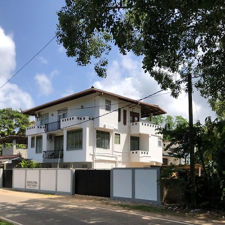 senarathna guest house Weligama Luaran gambar