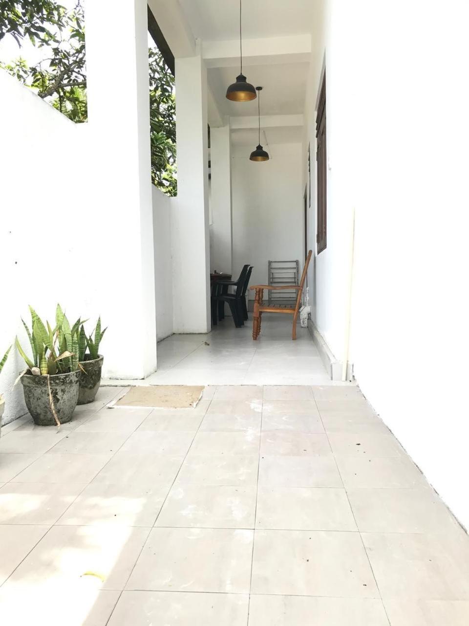 senarathna guest house Weligama Luaran gambar